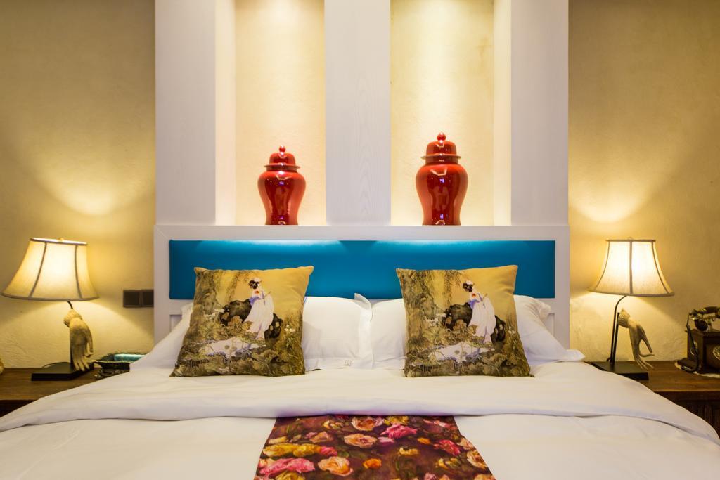 Lijiang Yuntian Palace Hotel Room photo