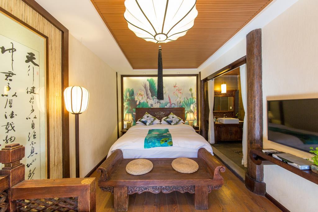 Lijiang Yuntian Palace Hotel Exterior photo